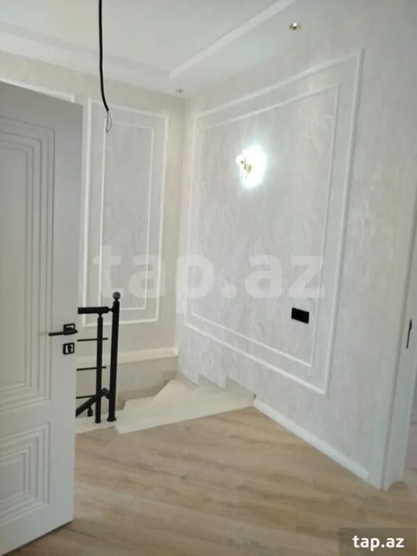 Satılır 4 otaqlı həyət evi