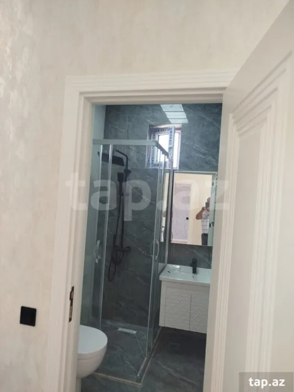 Satılır 4 otaqlı həyət evi