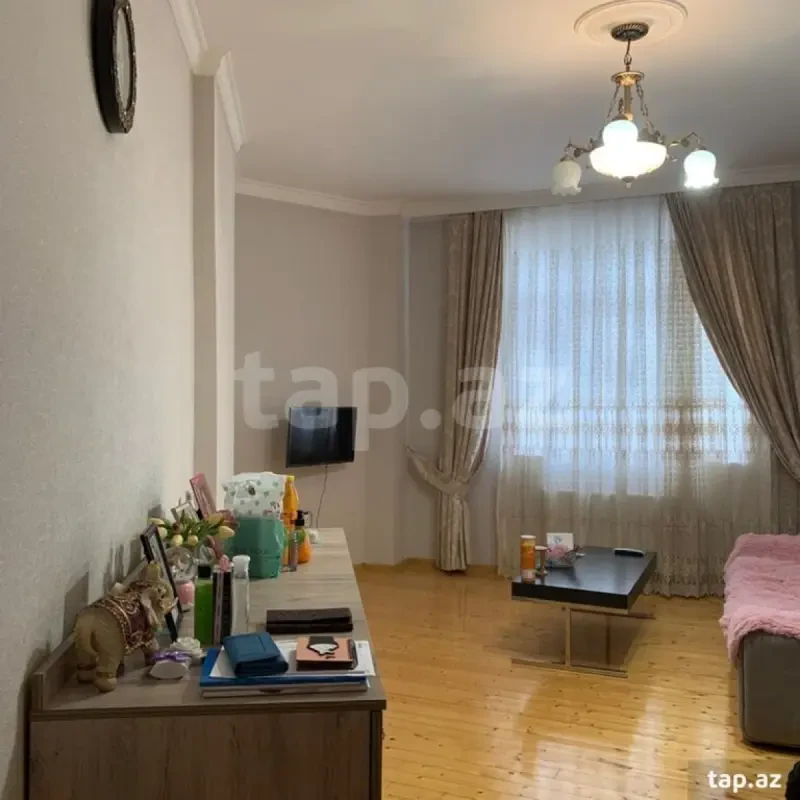 Satılır 2 otaqlı yeni tikili 75 m²