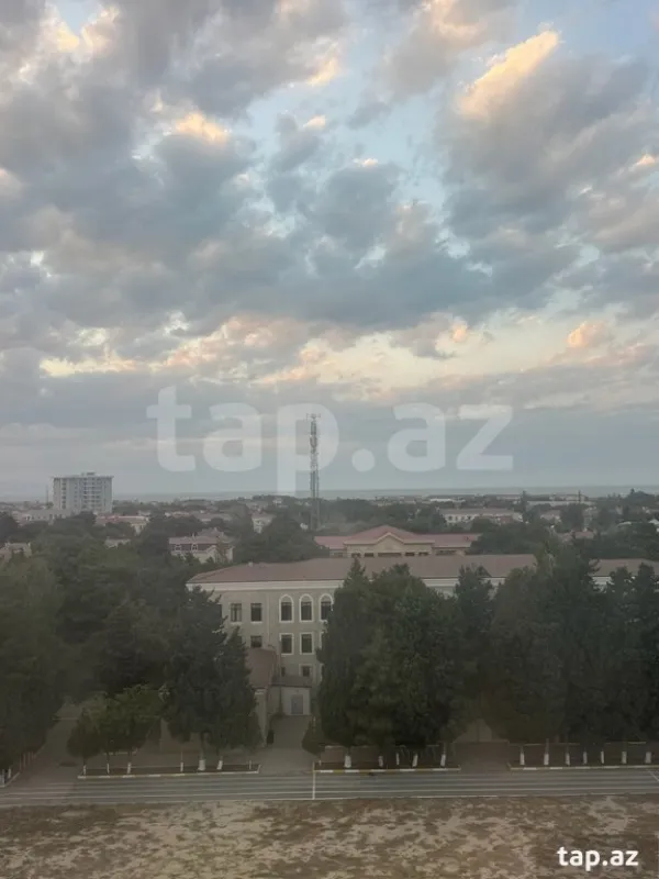 Satılır 2 otaqlı yeni tikili 165 m²