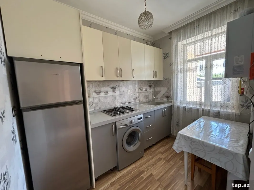 Satılır 3 otaqlı həyət evi