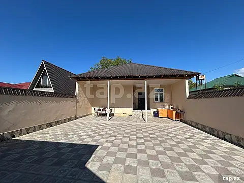 Satılır 3 otaqlı həyət evi — Qəbələ 3 otaq