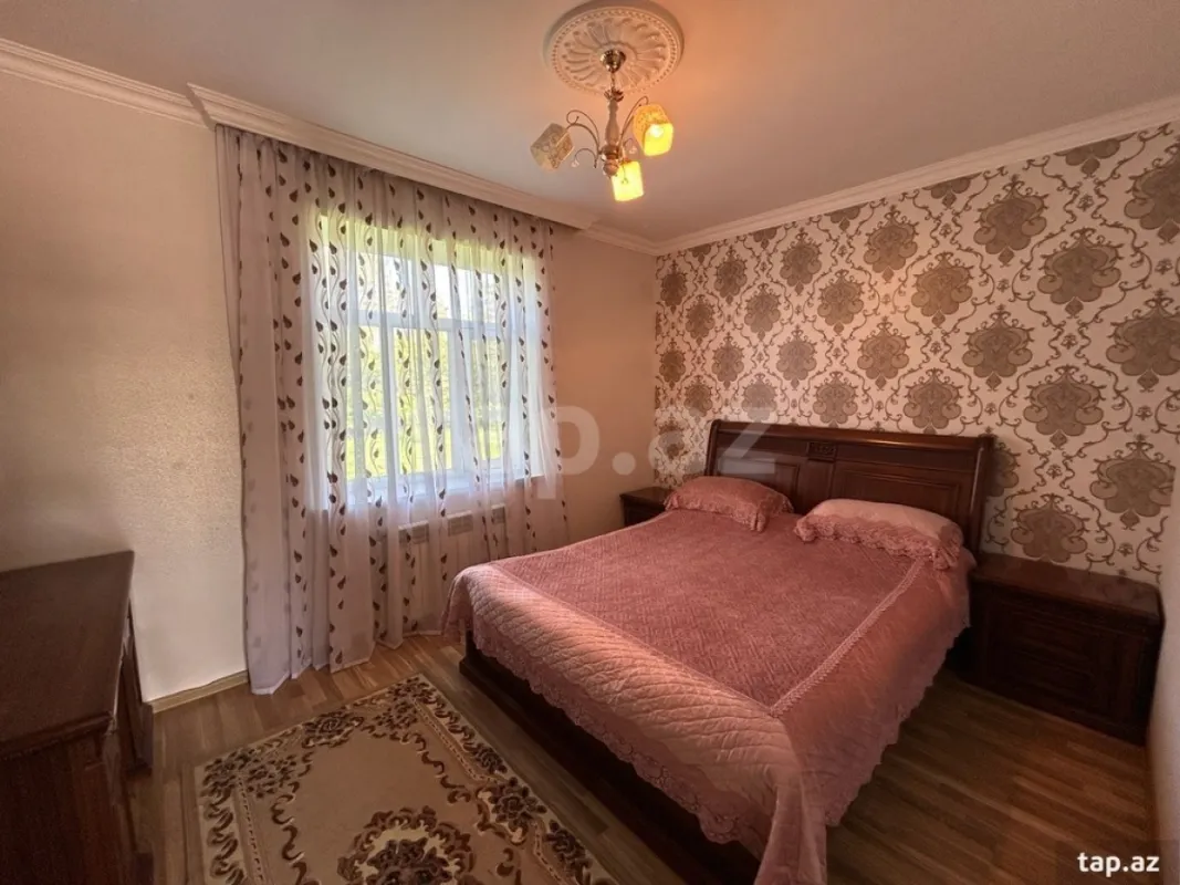 Satılır 3 otaqlı həyət evi