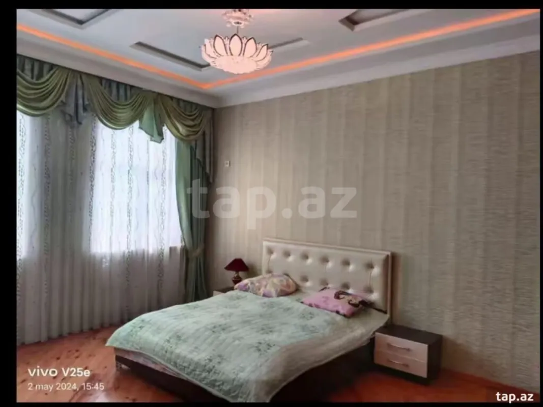 Satılır 7 otaqlı həyət evi