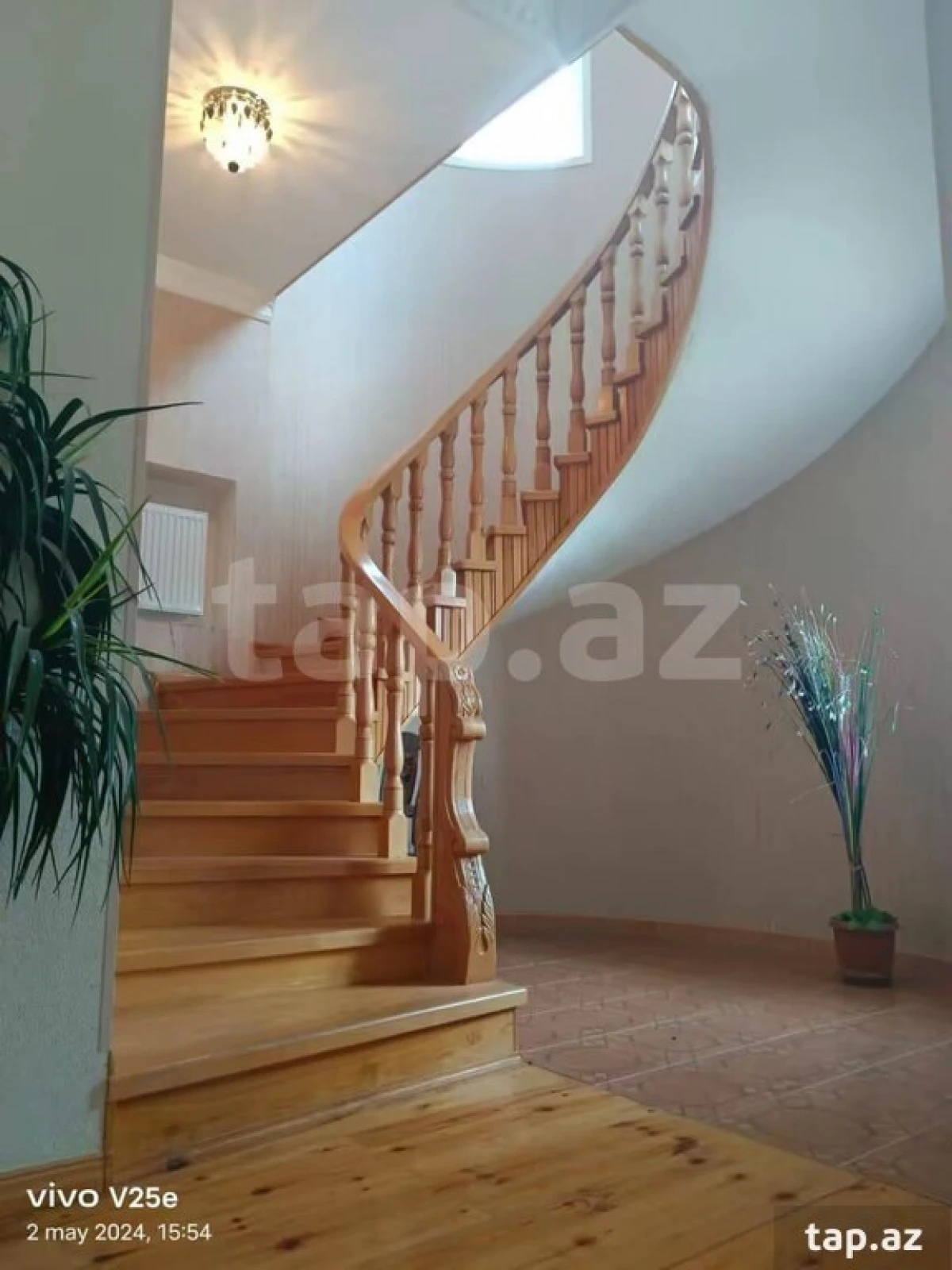 Satılır 7 otaqlı həyət evi