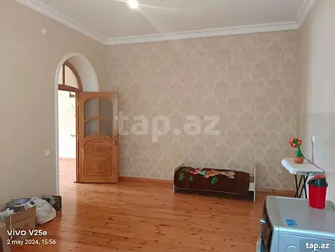 Satılır 7 otaqlı həyət evi