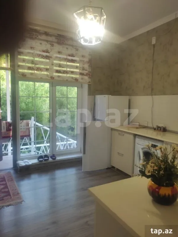 Kirayə verilir 2 otaqlı həyət evi