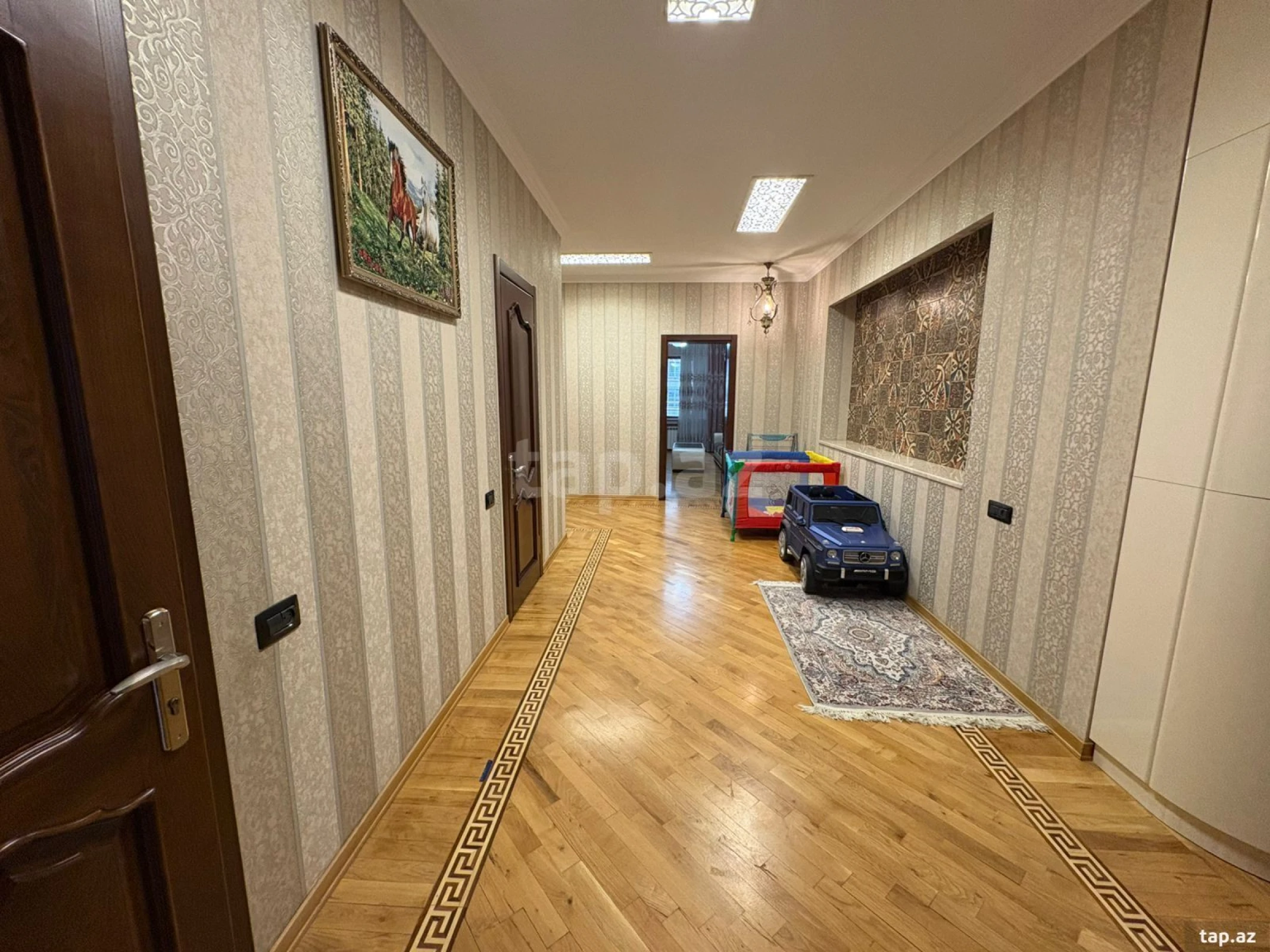 Satılır 4 otaqlı yeni tikili 198 m²
