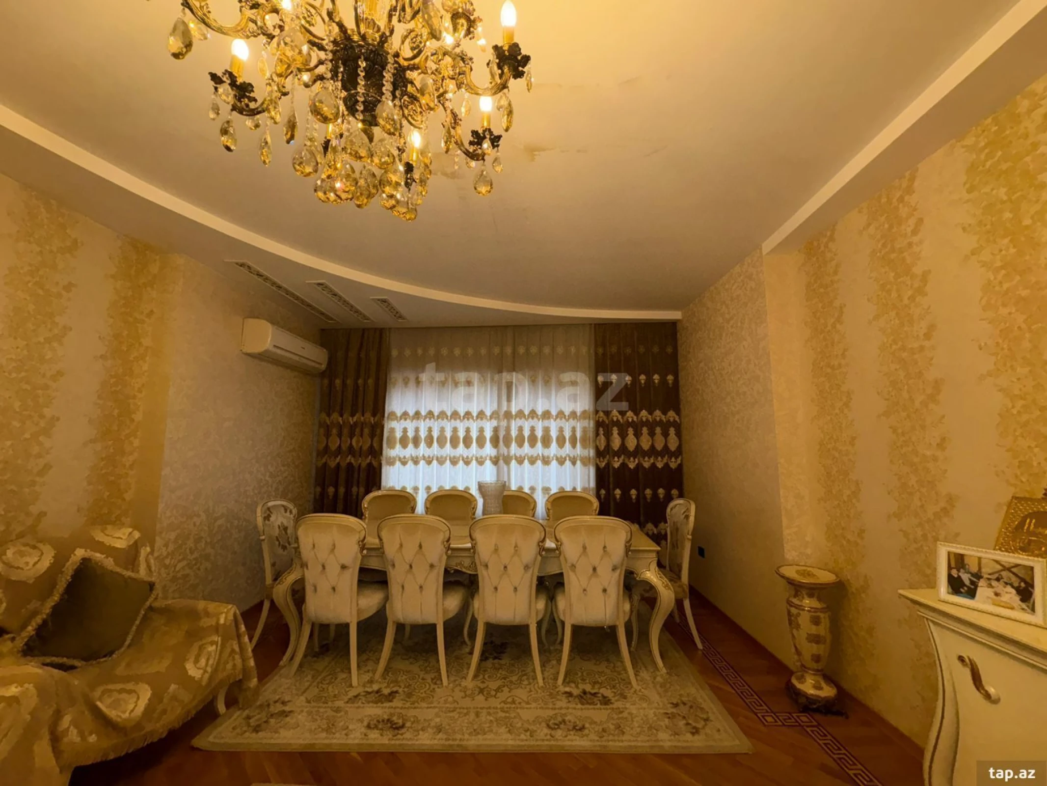 Satılır 4 otaqlı yeni tikili 198 m²