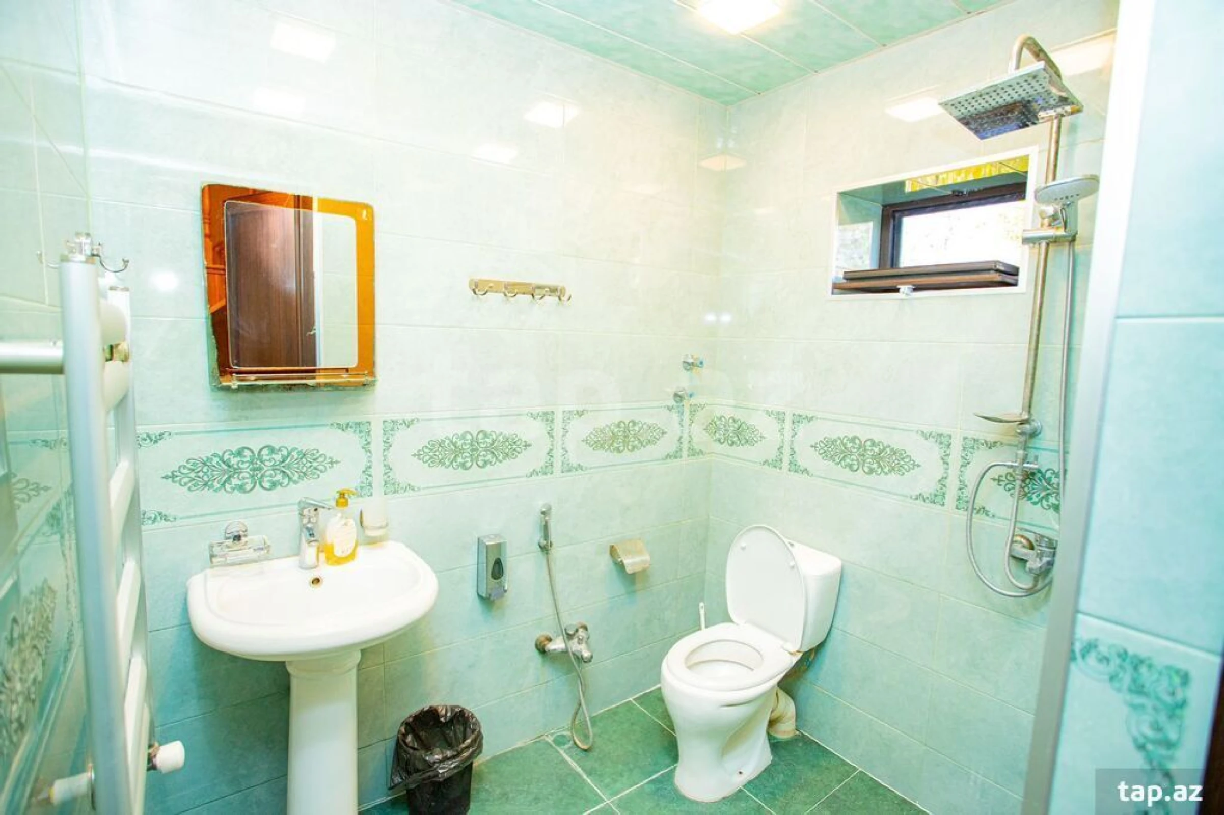 Kirayə verilir 4 otaqlı həyət evi