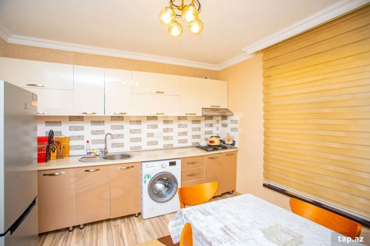 Kirayə verilir 4 otaqlı həyət evi