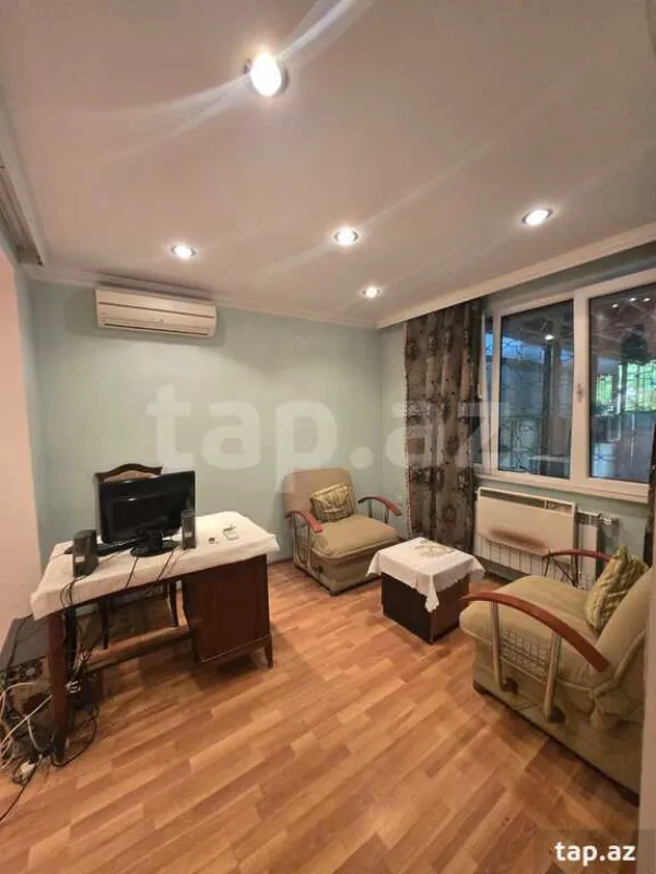 Satılır 2 otaqlı mənzil 40 m²