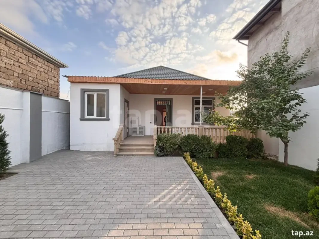 Satılır 4 otaqlı həyət evi 100 m²