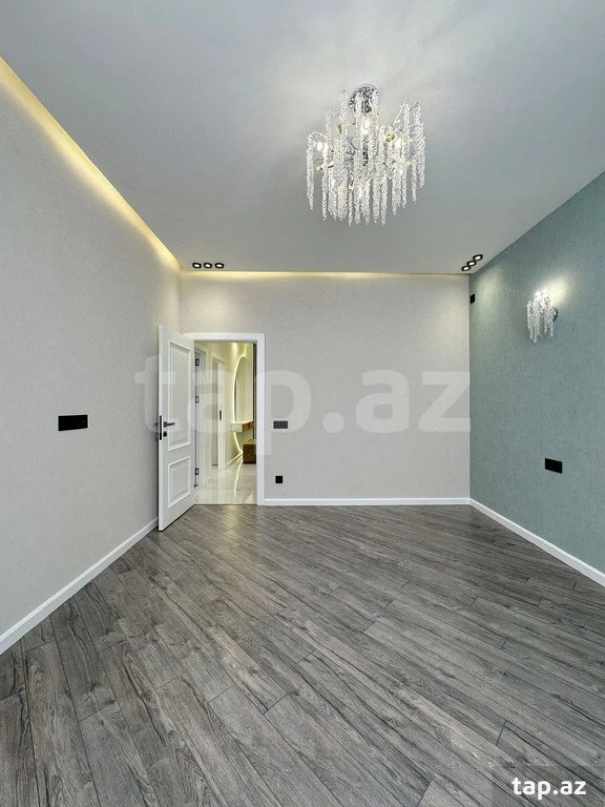 Satılır 3 otaqlı yeni tikili 100 m²