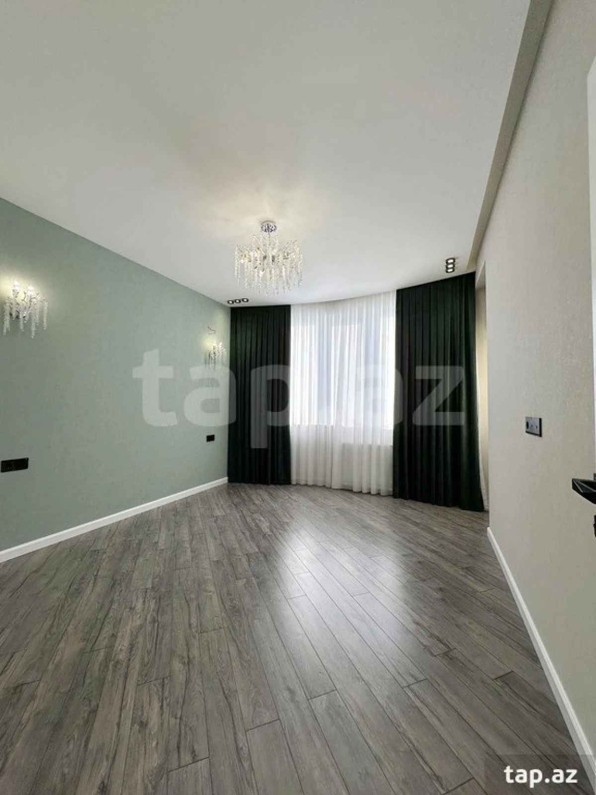 Satılır 3 otaqlı yeni tikili 100 m²