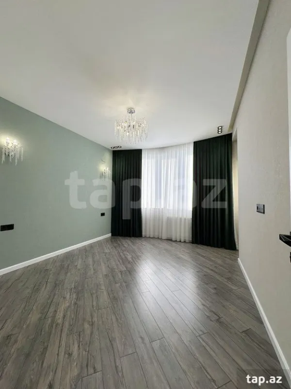 Satılır 3 otaqlı yeni tikili 100 m²