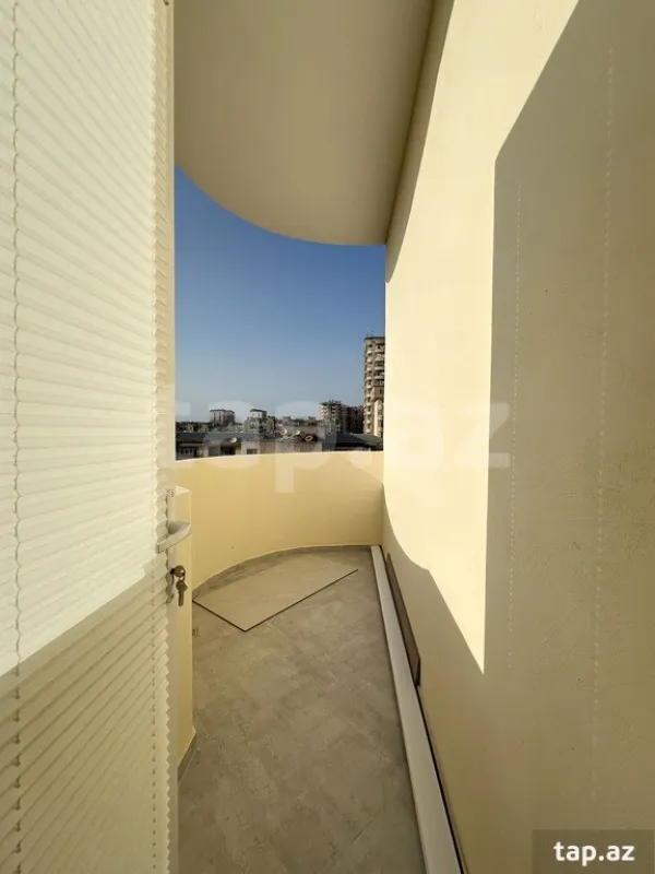 Satılır 3 otaqlı yeni tikili 100 m²