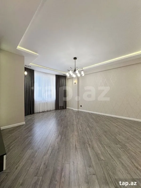 Satılır 3 otaqlı yeni tikili 100 m²