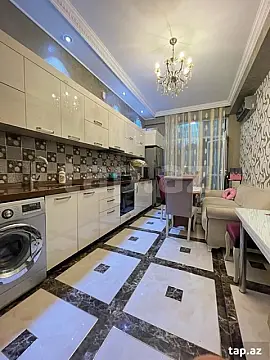Satılır 2 otaqlı yeni tikili 110 m²