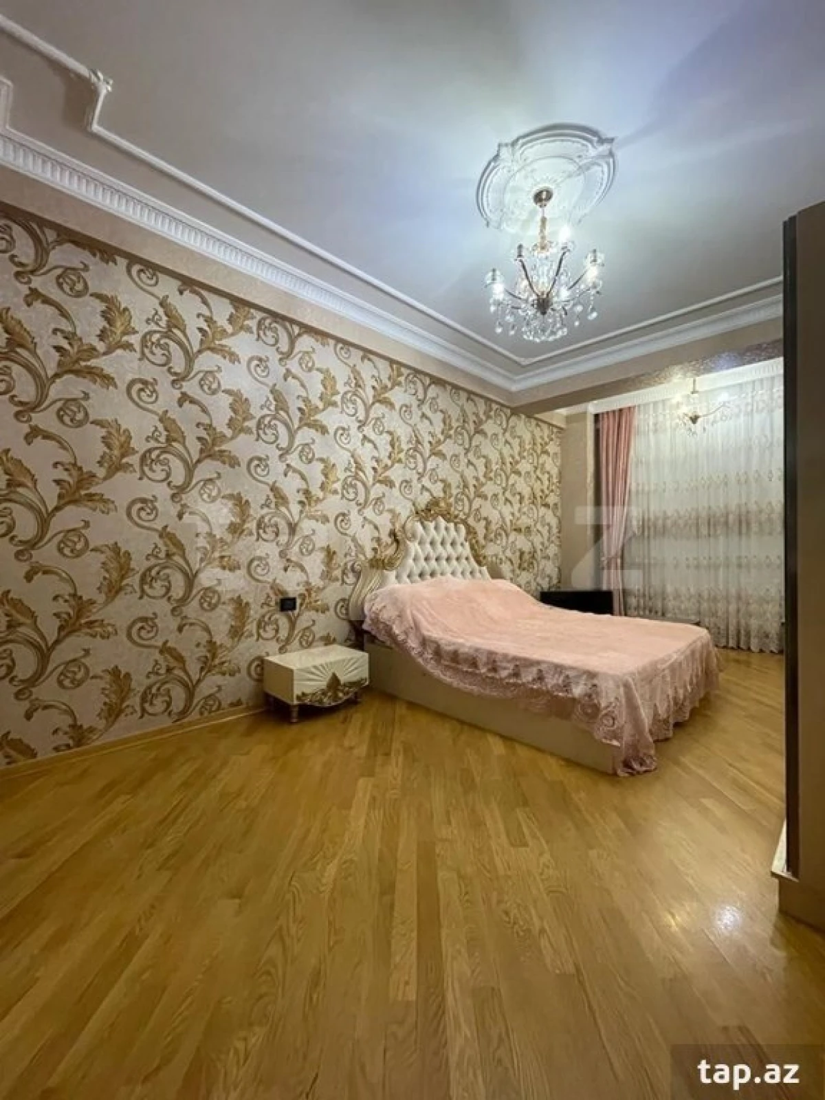 Satılır 2 otaqlı yeni tikili 110 m²