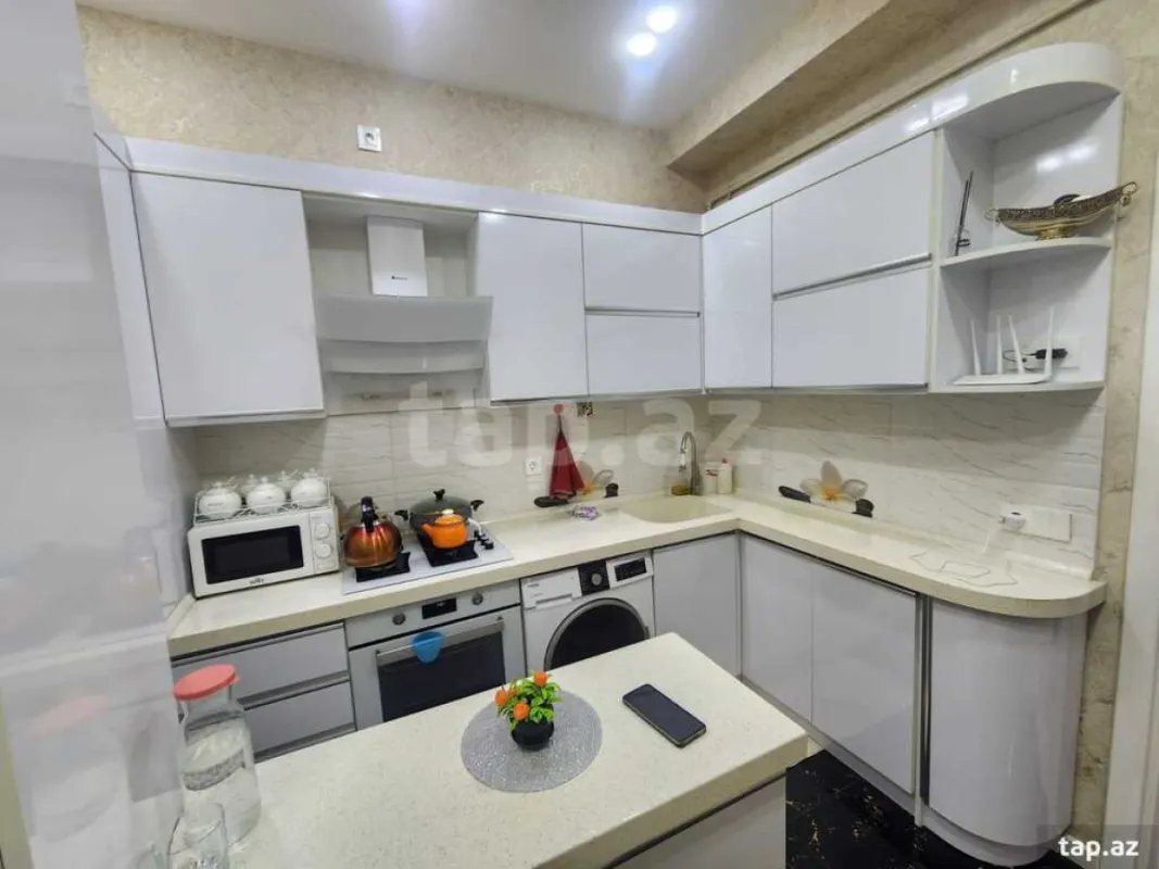 Satılır 3 otaqlı yeni tikili 64.2 m²