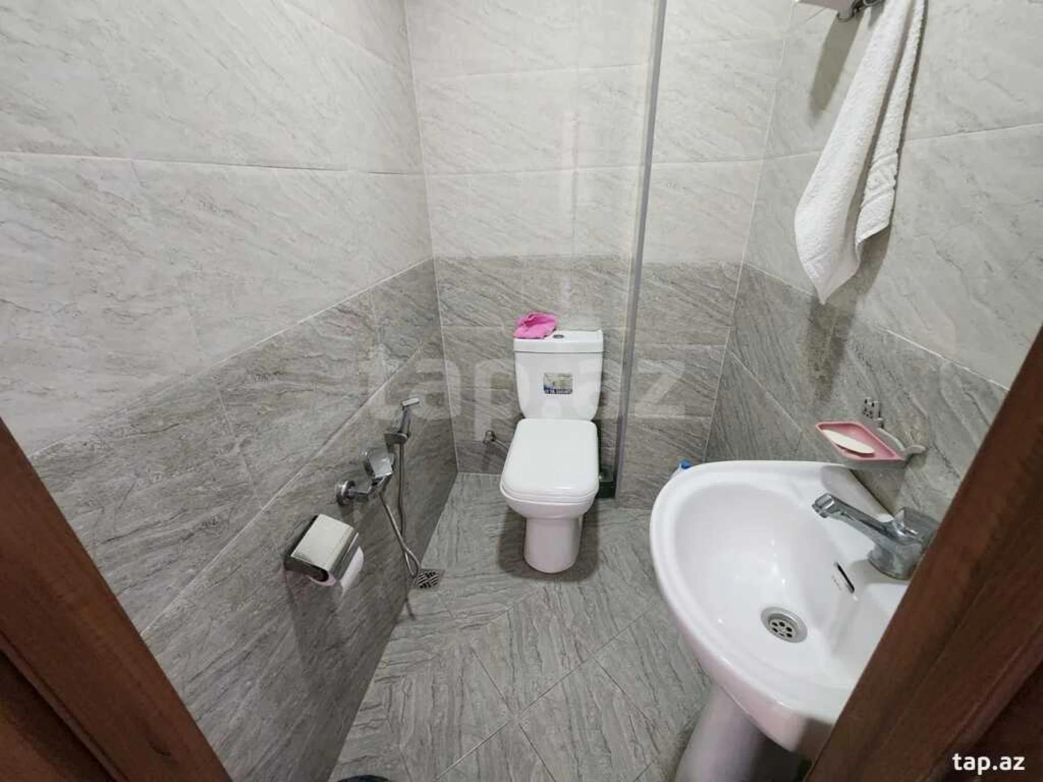 Satılır 2 otaqlı yeni tikili 67 m²