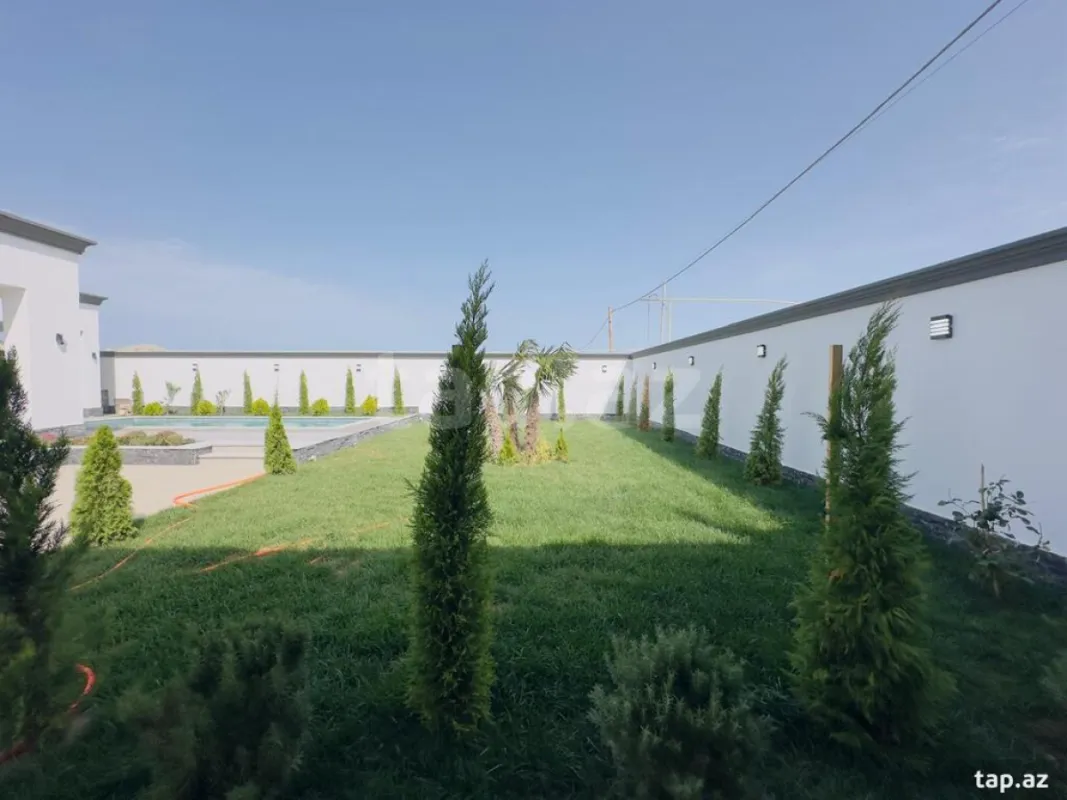 Satılır 4 otaqlı həyət evi