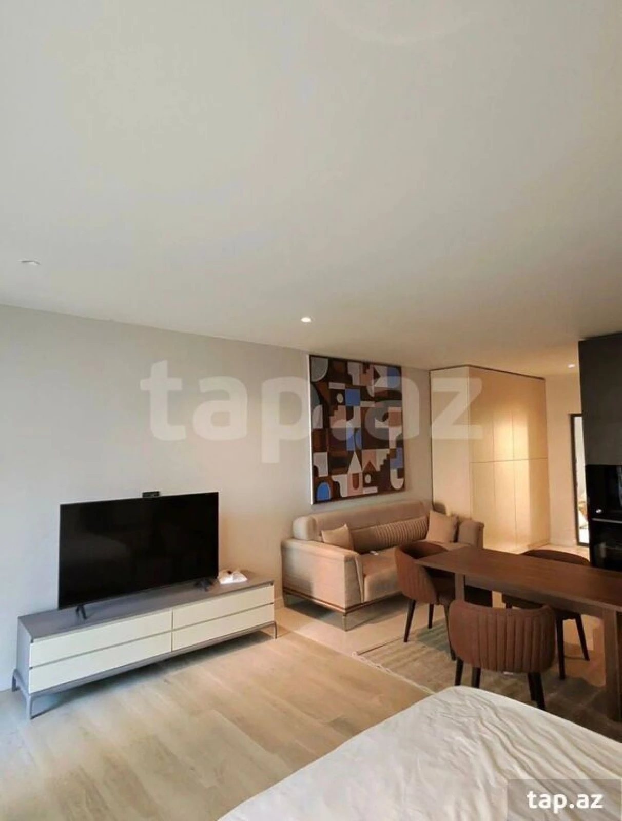 Kirayə verilir 1 otaqlı yeni tikili 60 m²