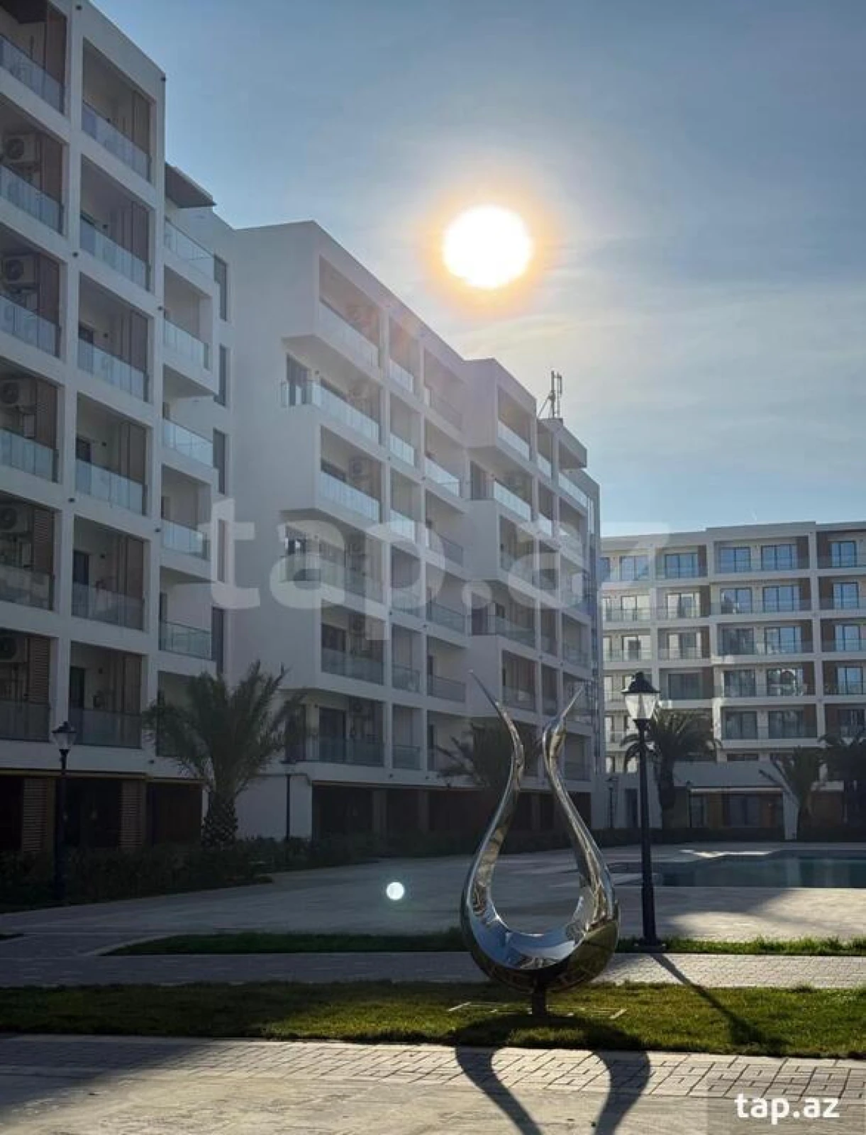 Kirayə verilir 1 otaqlı yeni tikili 60 m²