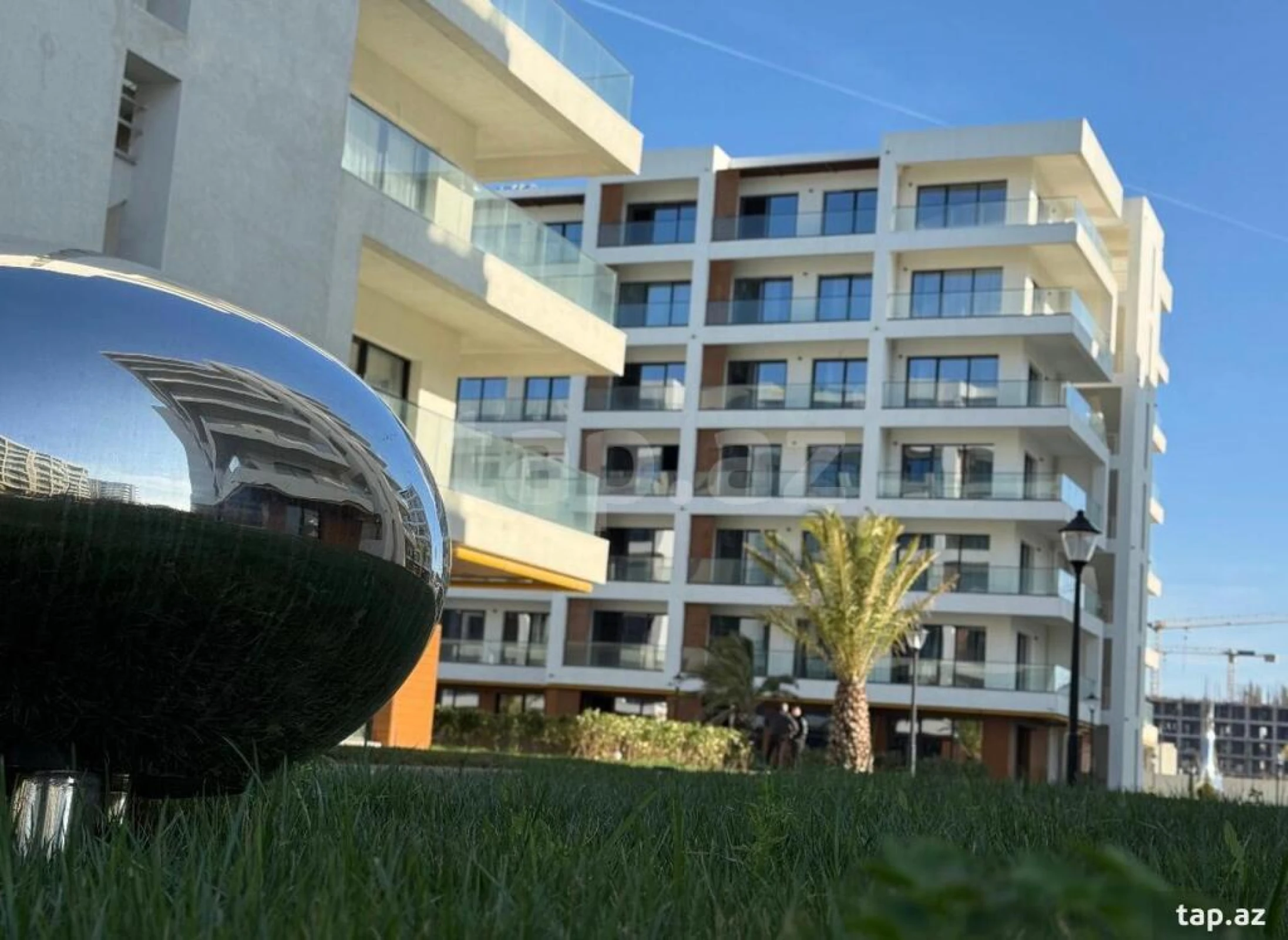 Kirayə verilir 1 otaqlı yeni tikili 60 m²