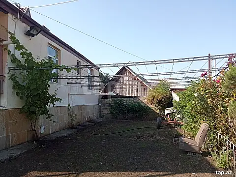 Kirayə verilir 5 otaqlı həyət evi