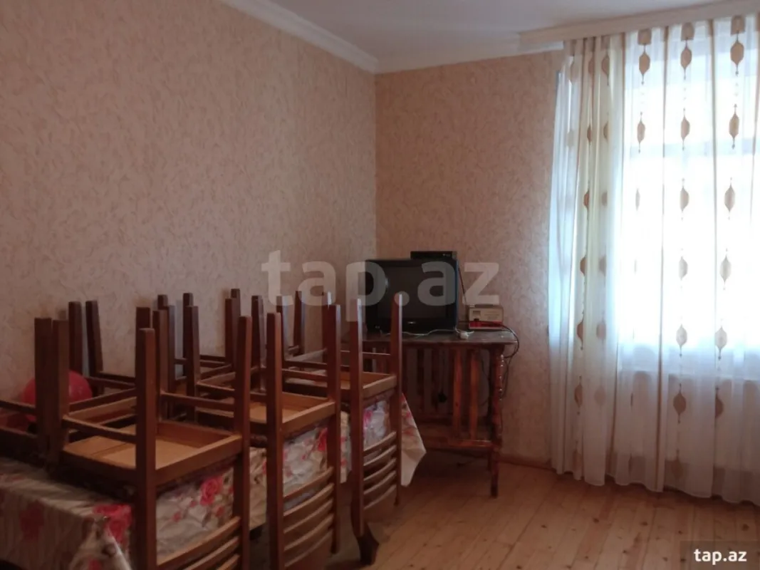 Kirayə verilir 5 otaqlı həyət evi