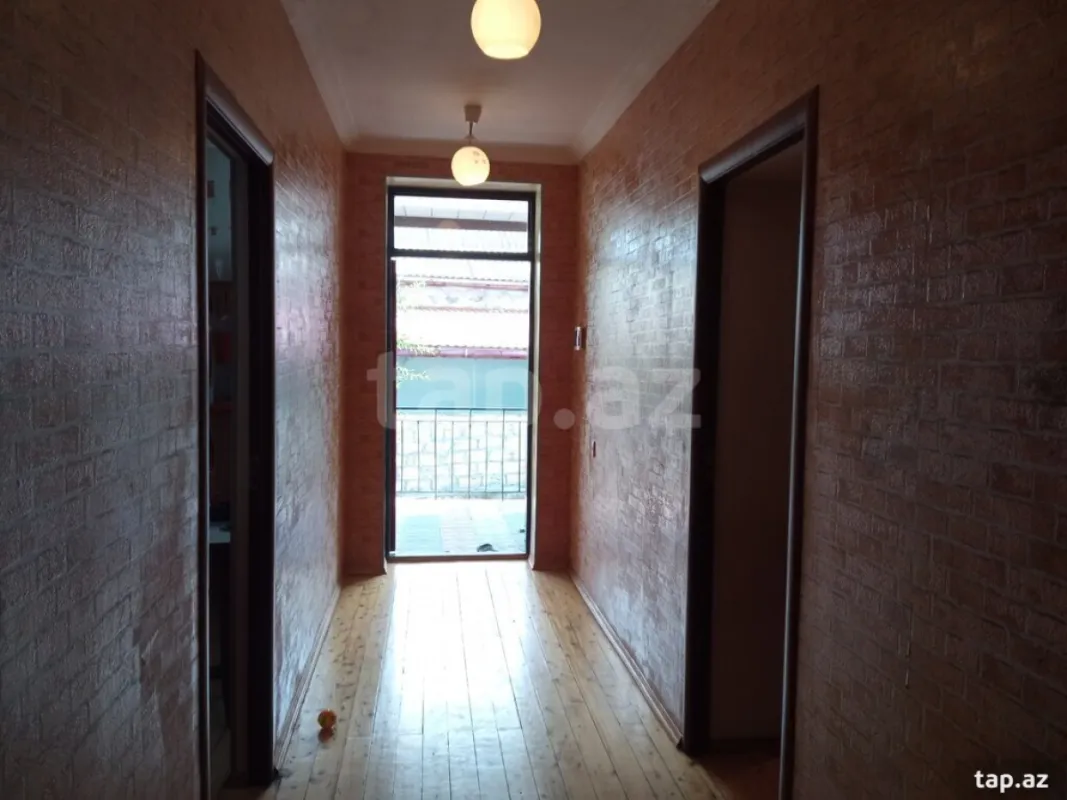 Kirayə verilir 5 otaqlı həyət evi