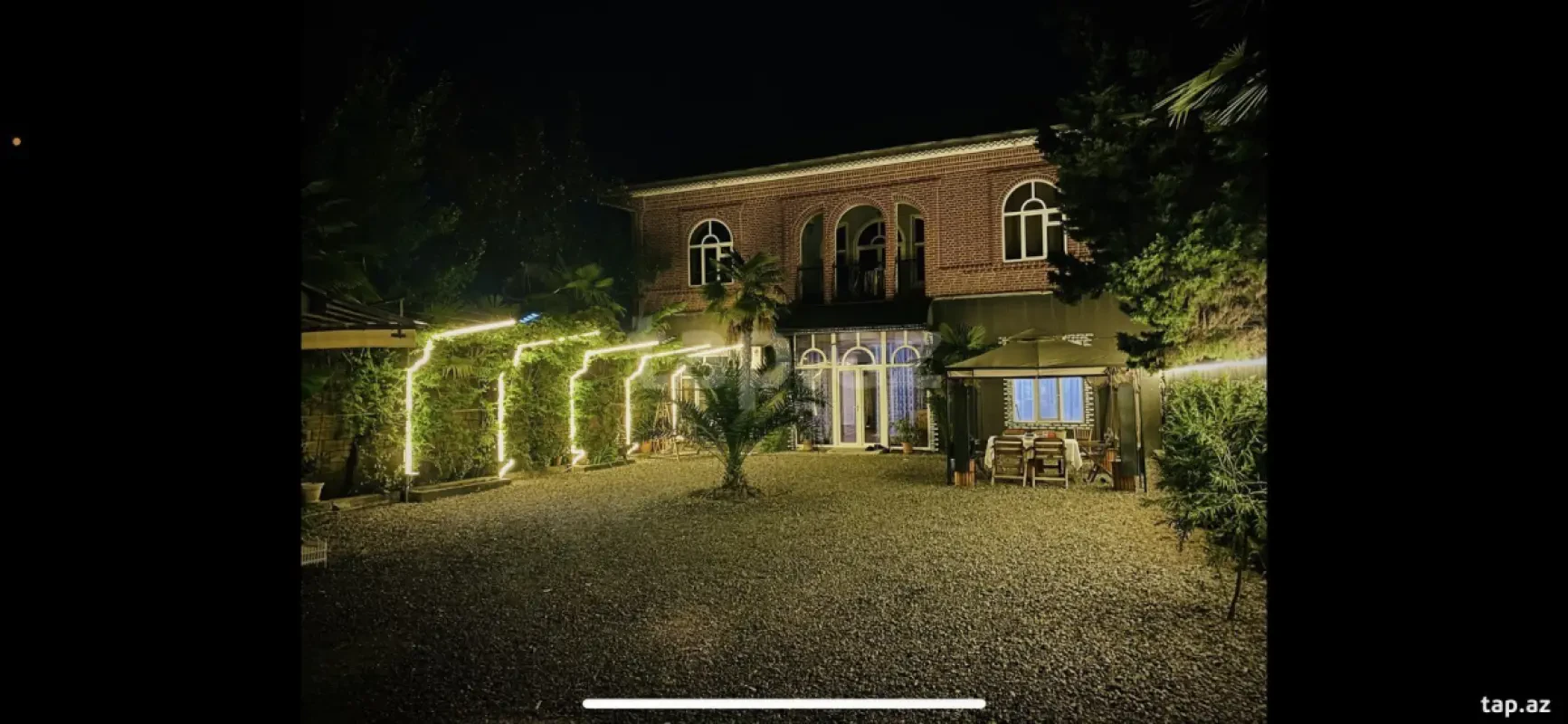 Satılır 6 otaqlı həyət evi 315 m²