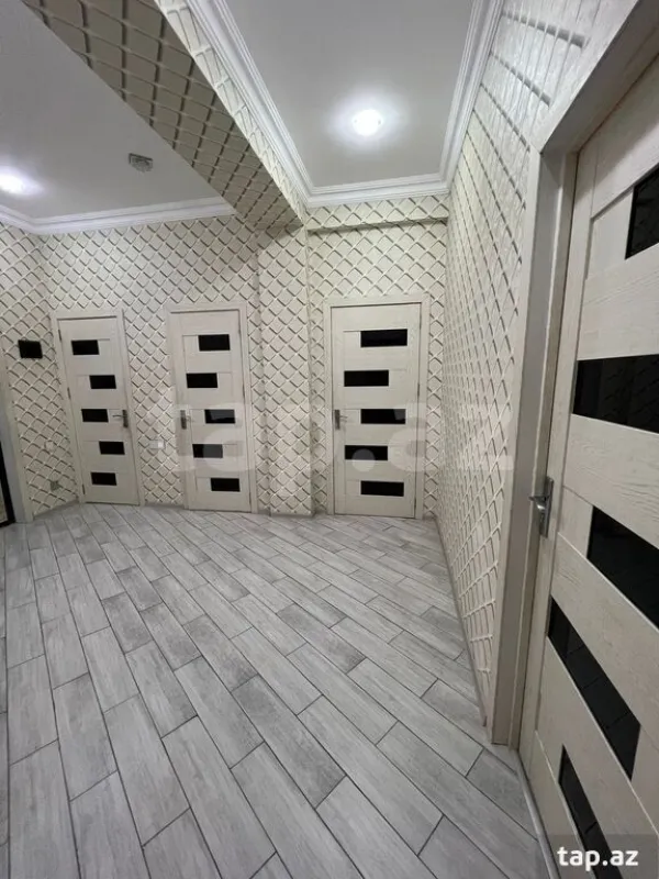 Satılır 2 otaqlı yeni tikili 75 m²