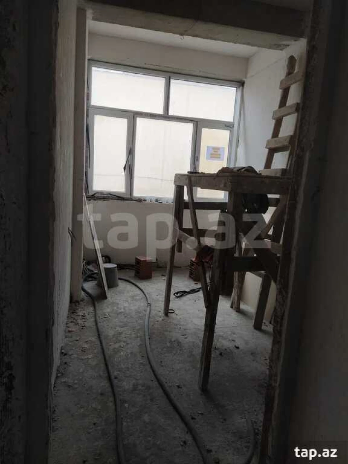 Satılır 3 otaqlı yeni tikili 64 m²