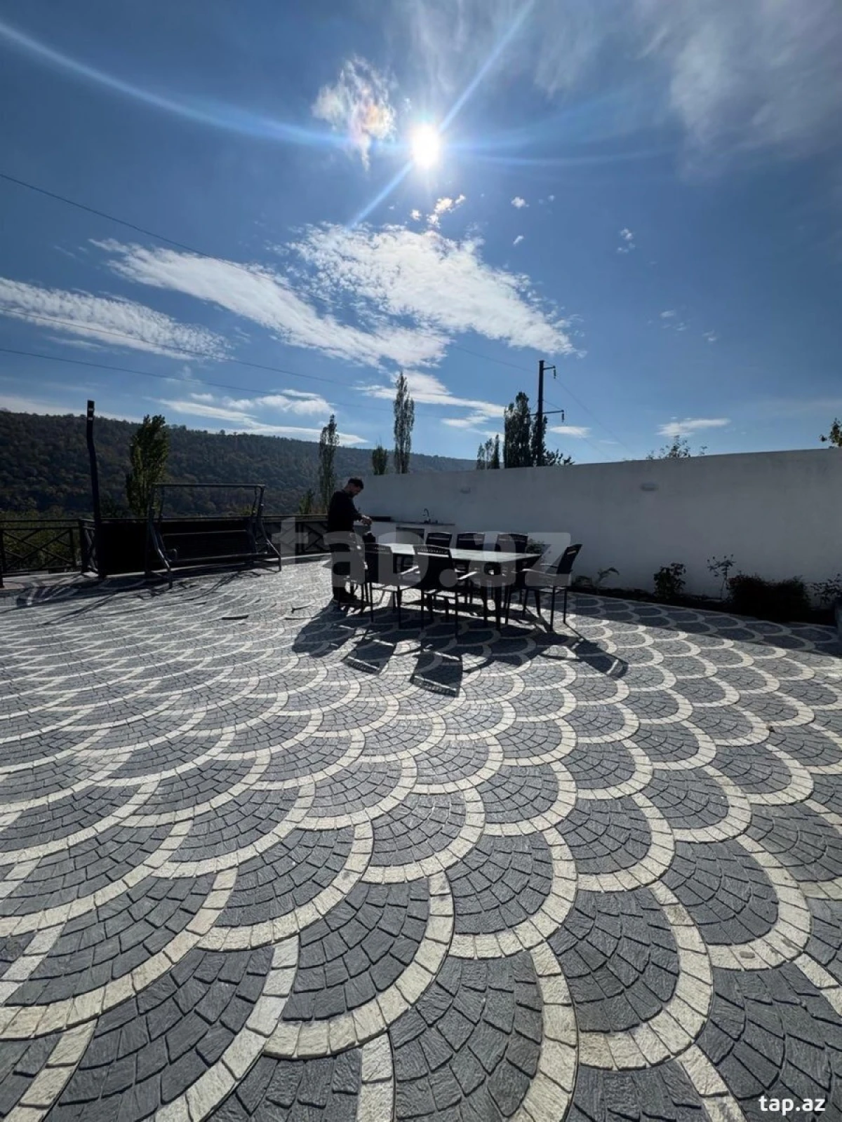 Satılır 4 otaqlı həyət evi