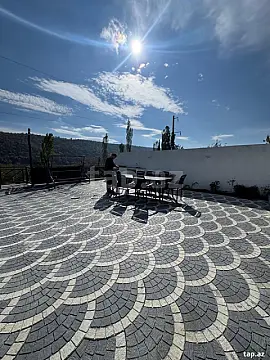 Satılır 4 otaqlı həyət evi