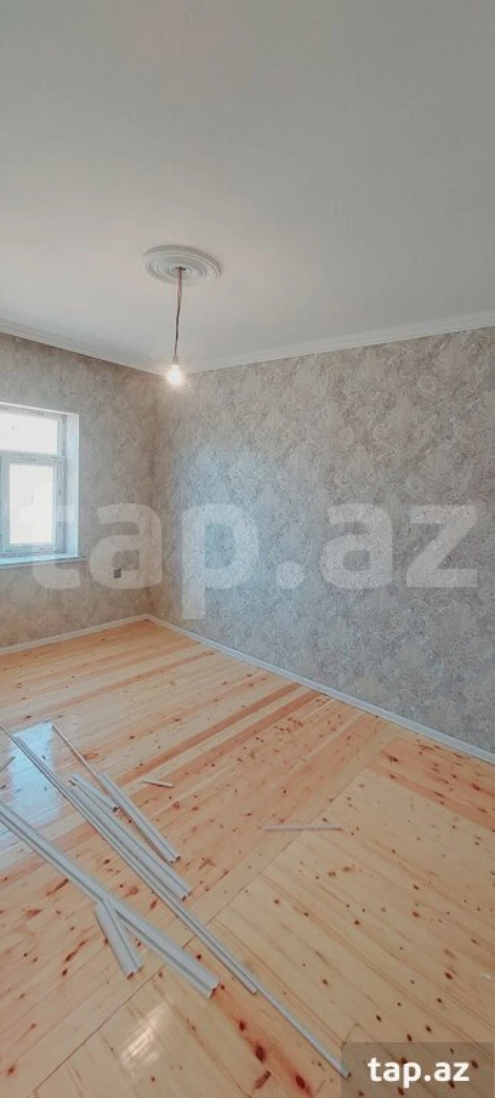 Satılır 4 otaqlı həyət evi