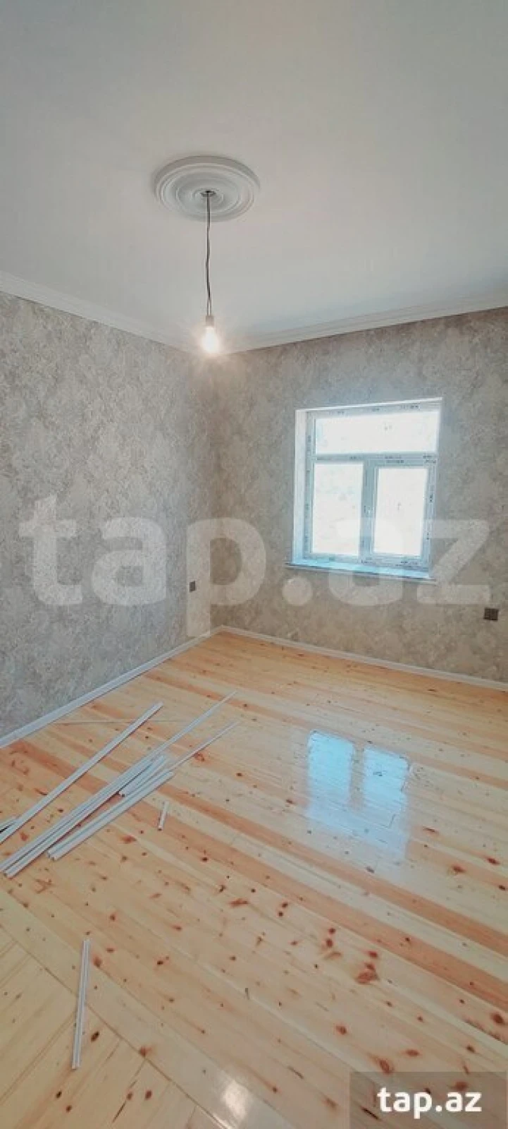 Satılır 4 otaqlı həyət evi