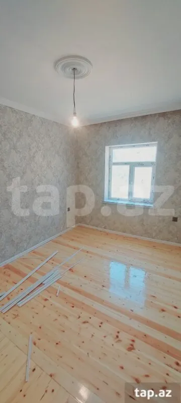 Satılır 4 otaqlı həyət evi