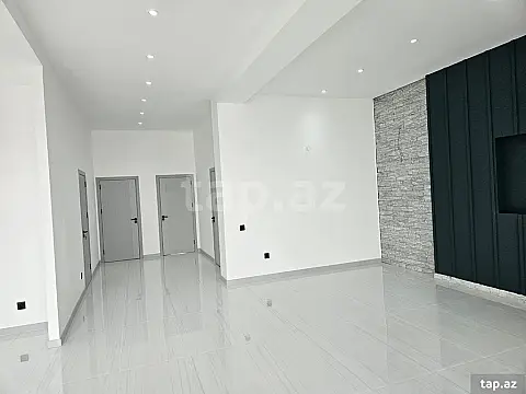 Satılır 4 otaqlı həyət evi 235 m²