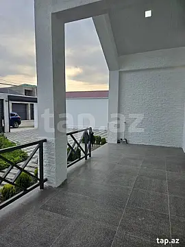 Satılır 4 otaqlı həyət evi 235 m²