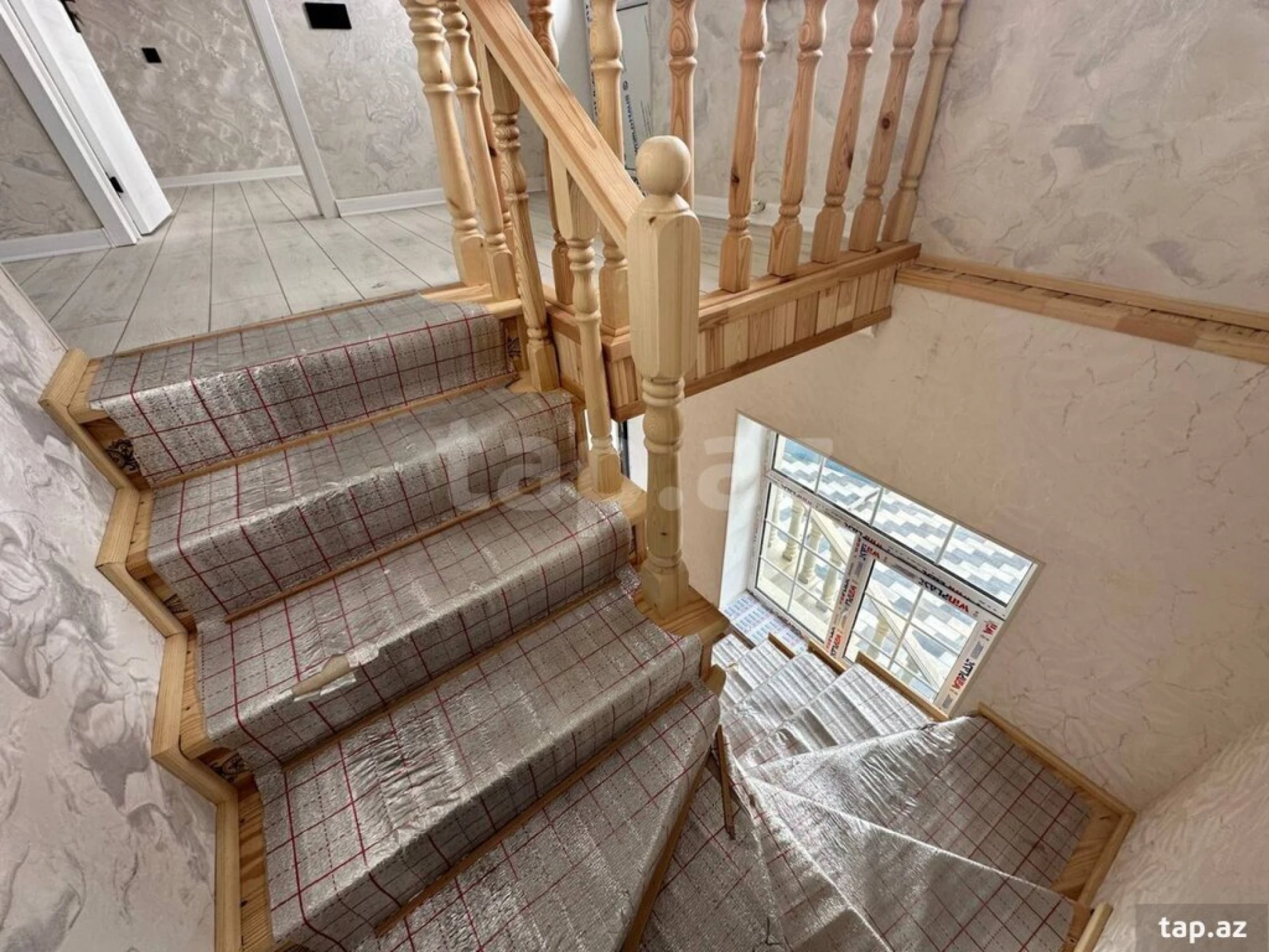 Satılır 4 otaqlı həyət evi