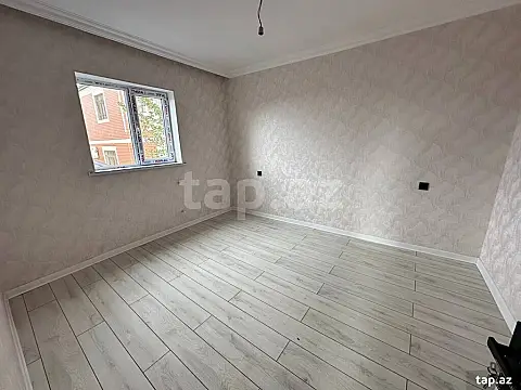 Satılır 4 otaqlı həyət evi