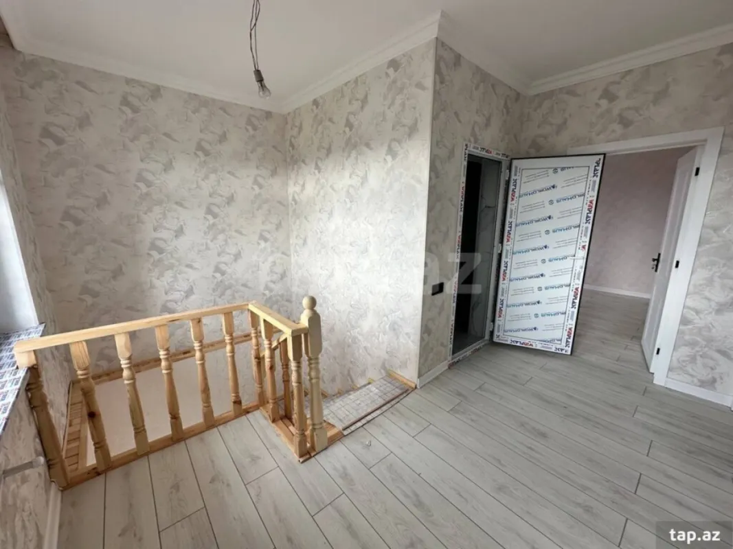 Satılır 4 otaqlı həyət evi