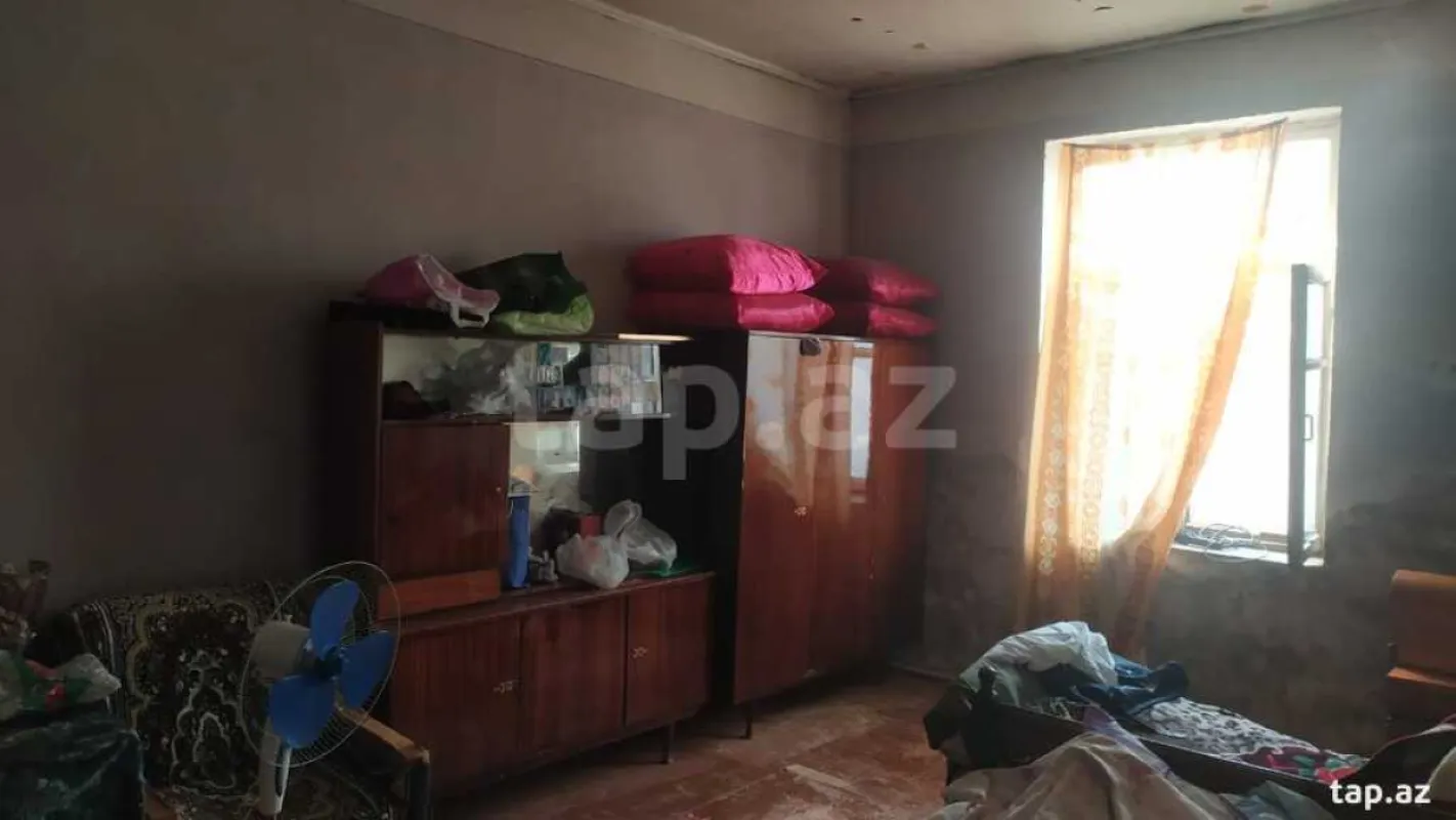 Satılır 3 otaqlı həyət evi