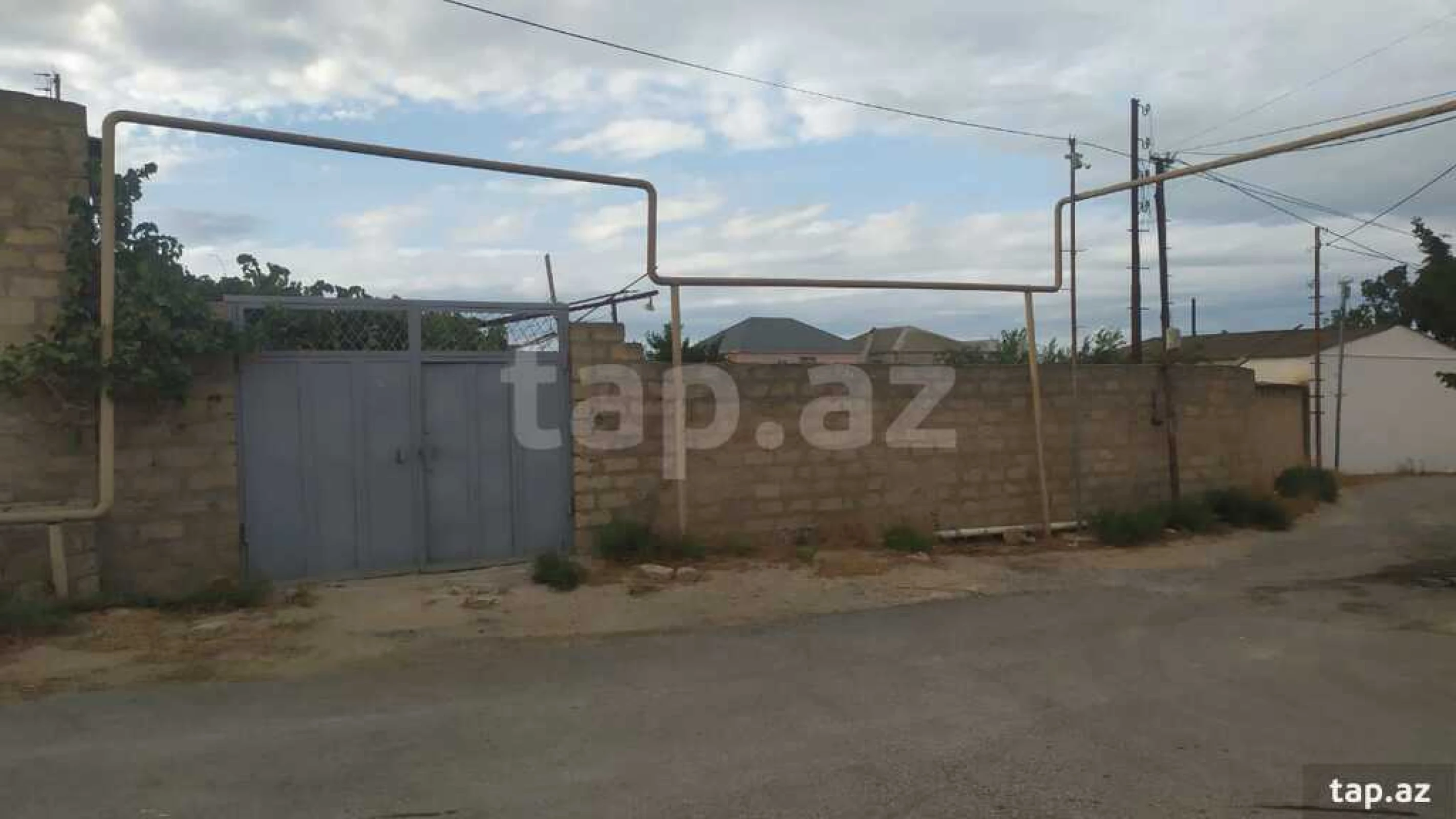 Satılır 3 otaqlı həyət evi