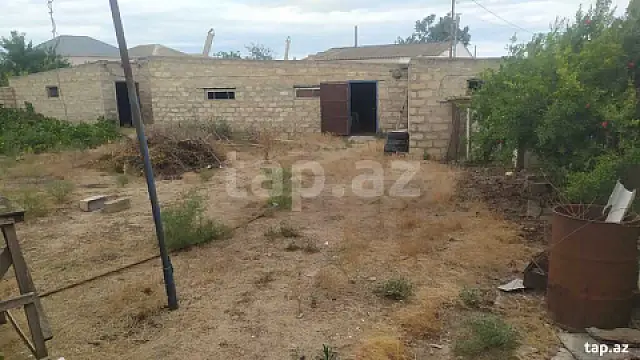 Satılır 3 otaqlı həyət evi