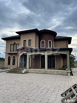 Satılır 9 otaqlı həyət evi — Xaçmaz 9 otaq